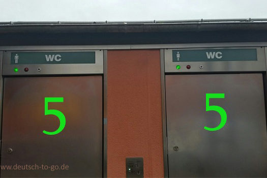 Hoertext_Eine_Toilette_mit_allem_Pipapo_Deutsch_to_go_IP_IPTC